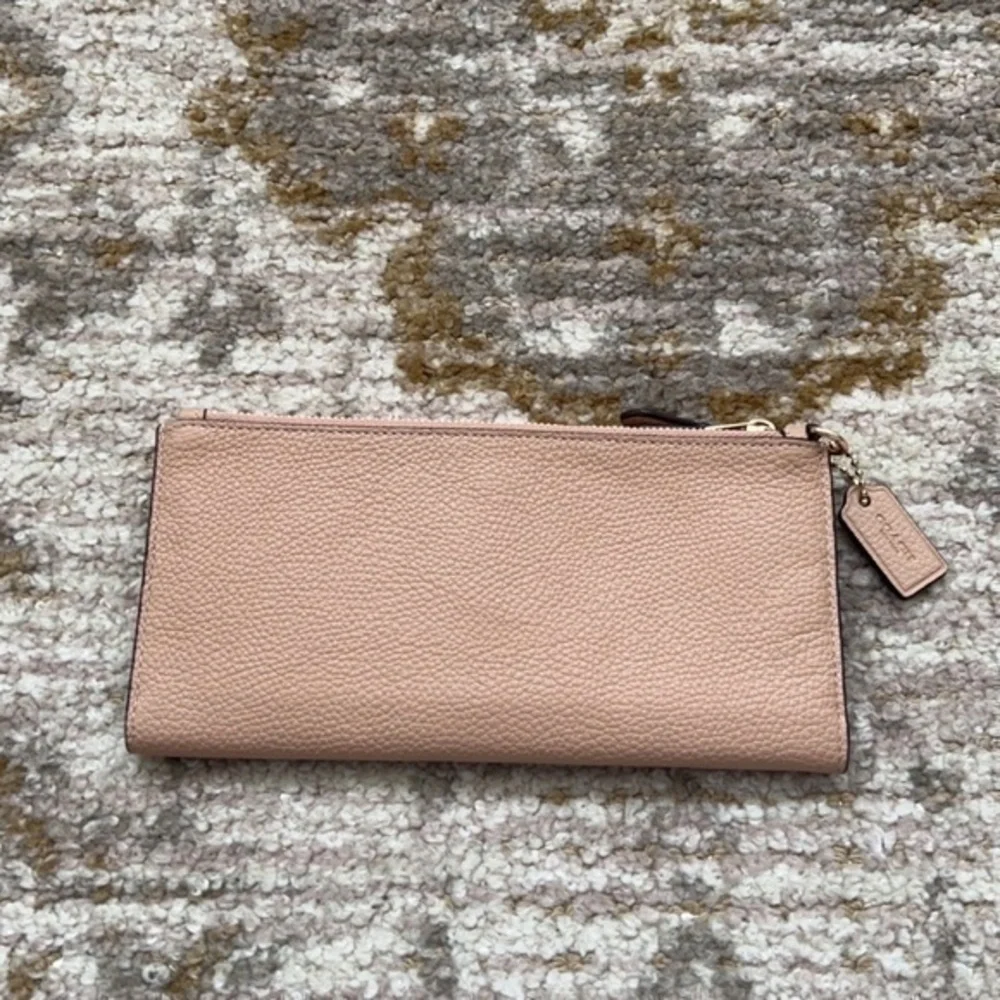 Coach Beige Pebbled Leather Large‎ Zip Wallet - Picture 3 of 10
